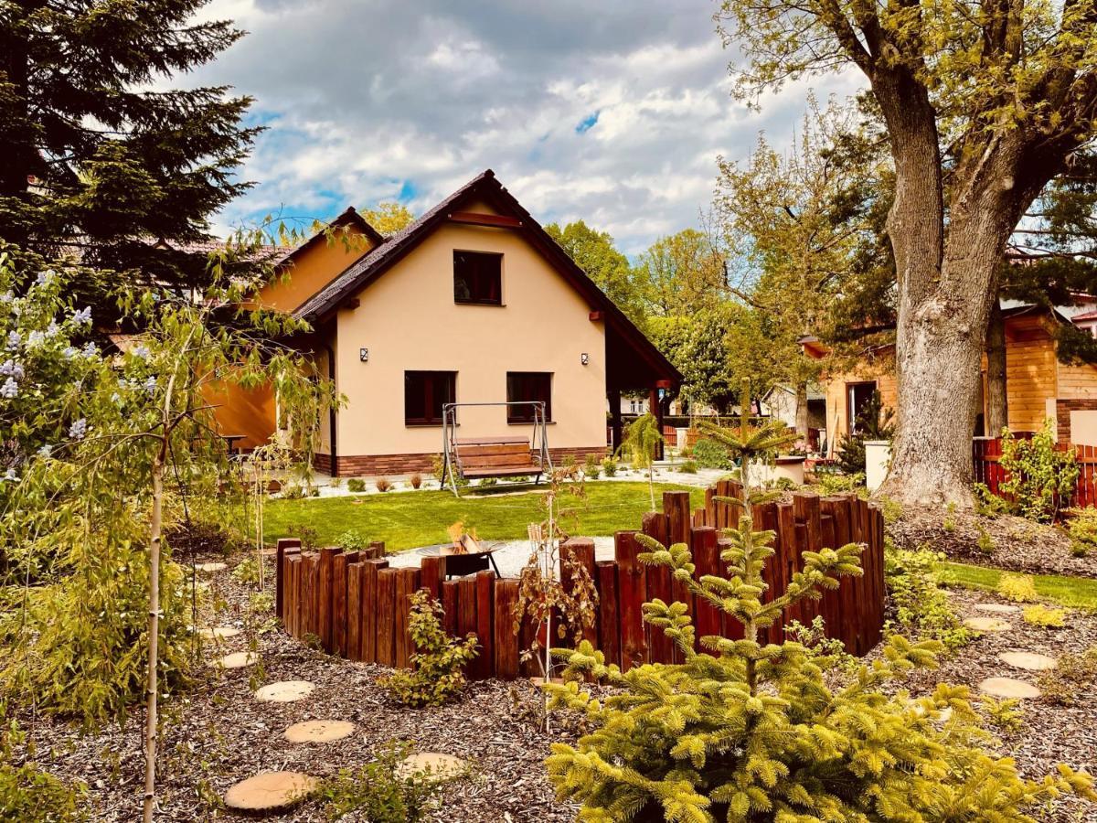 Apartmanovy Dum 13 Podkrovi 1 Sec Exterior photo